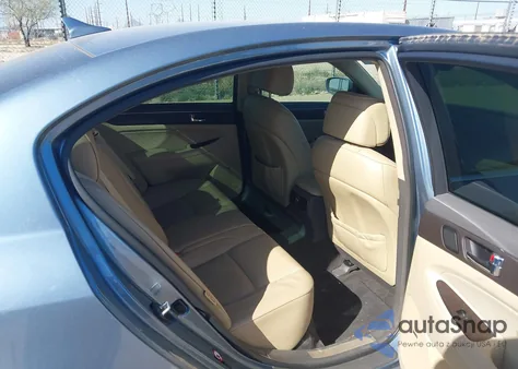 2009 Hyundai Genesis 3.8 z USA, uszkodzony, nr VIN KMHGC46E19U038774